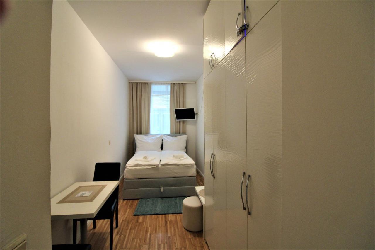Small Studio Close To City Center 비엔나 외부 사진